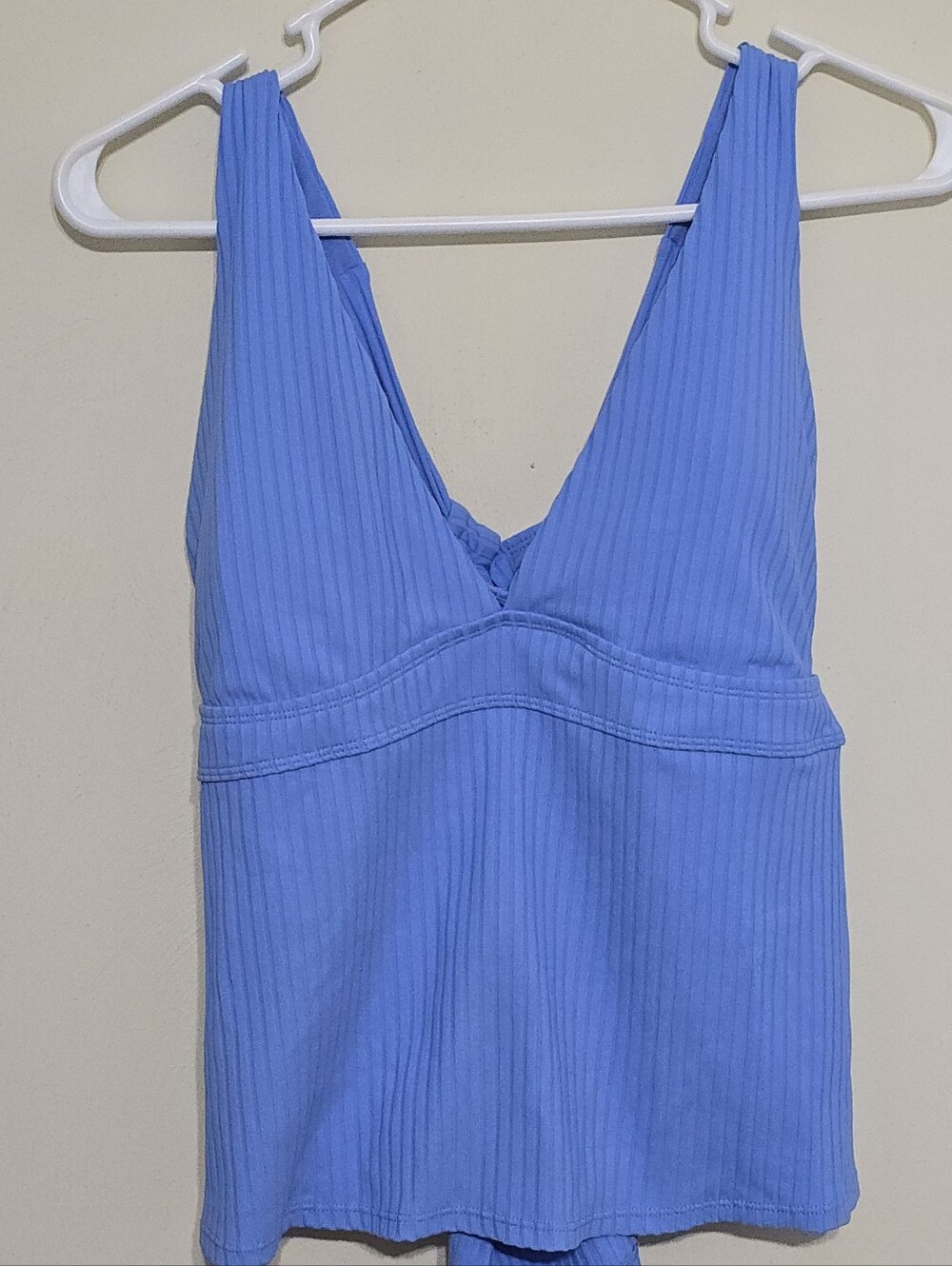 Light Blue Ribbed V-Neck Tank Top And Bottoms